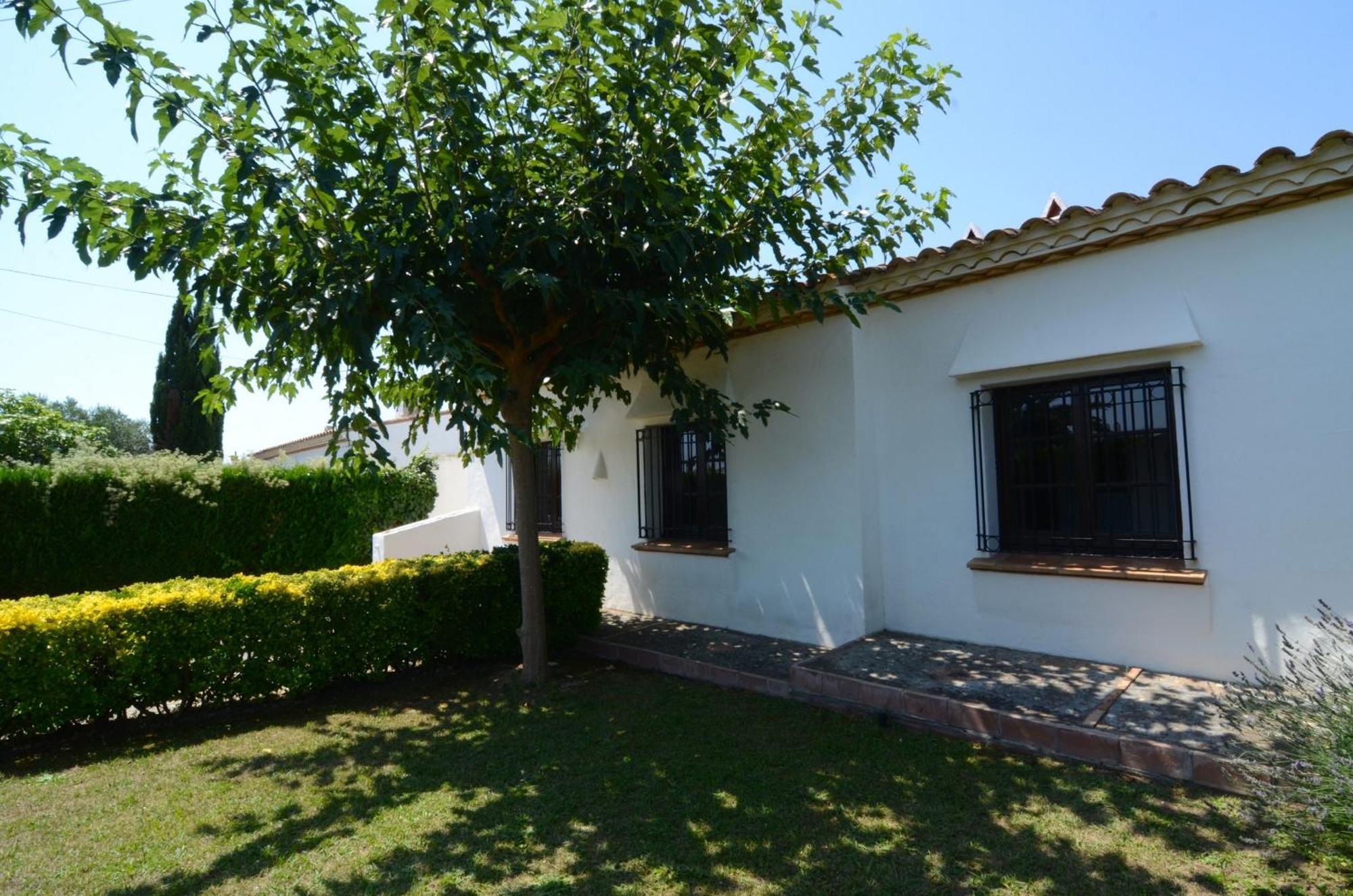 Holiday home Les Acacies 10 *